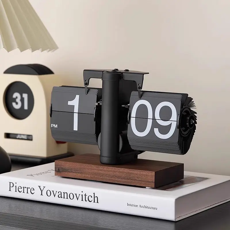 Mechanical Clock Calendar