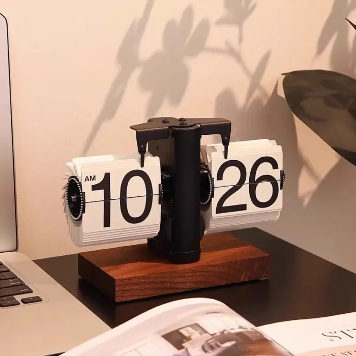 Mechanical Clock Calendar