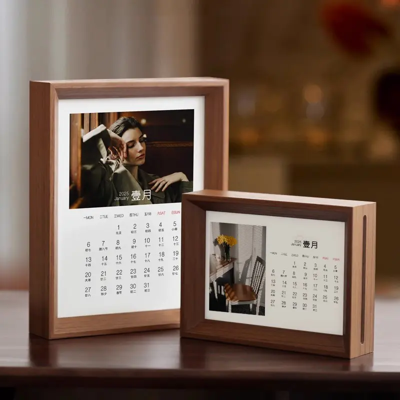 personalized desk calendar