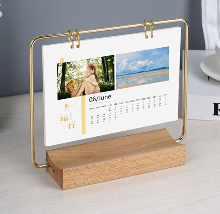 photo desk calendar